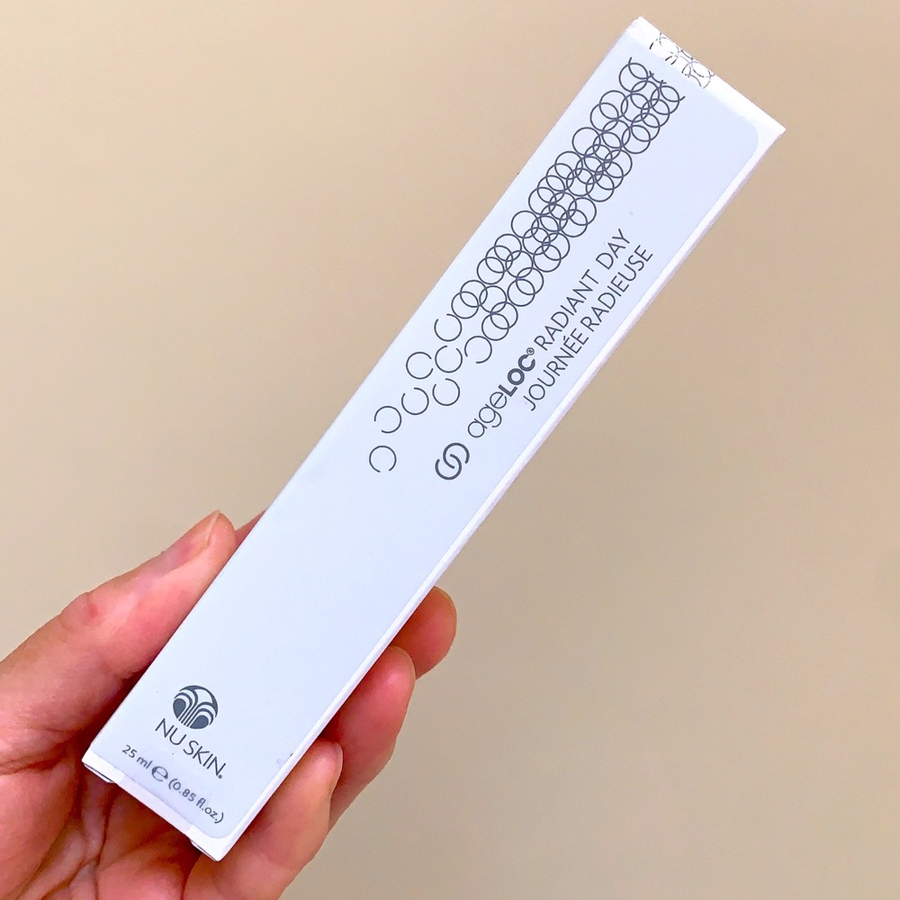 Nuskin ageLOC® Radiant Day SPF 22 brand new never opened